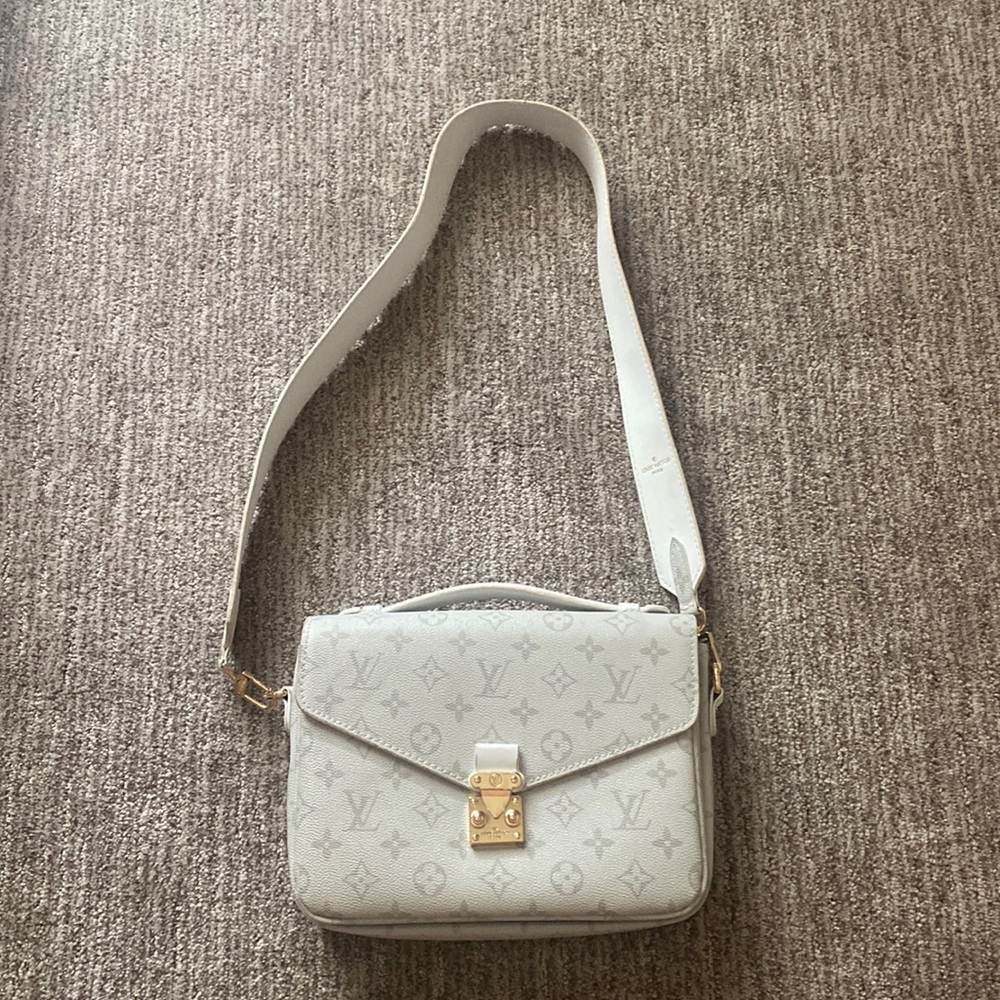 Louis Vuitton bag